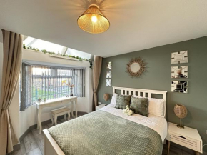 Lilypad Suite - BHX Airport, NEC & HS2